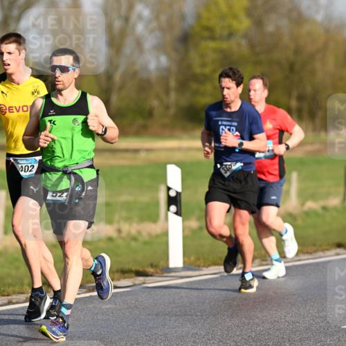 12.04.2026 - 45. Internationalen Wilhelmsburger Insellauf Dr. Thomas Lammeyer http://msf.ph/oto/9431355 12.04.2026 09:11:24 Laufen 0, 226, 402, 527 meine-sportfotos.de