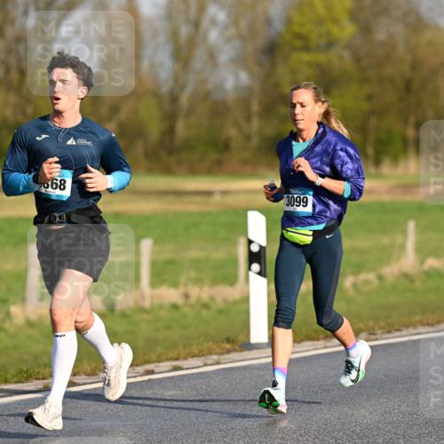 12.04.2026 - 45. Internationalen Wilhelmsburger Insellauf Dr. Thomas Lammeyer http://msf.ph/oto/9431371 12.04.2026 09:11:27 Laufen 568, 3099 meine-sportfotos.de