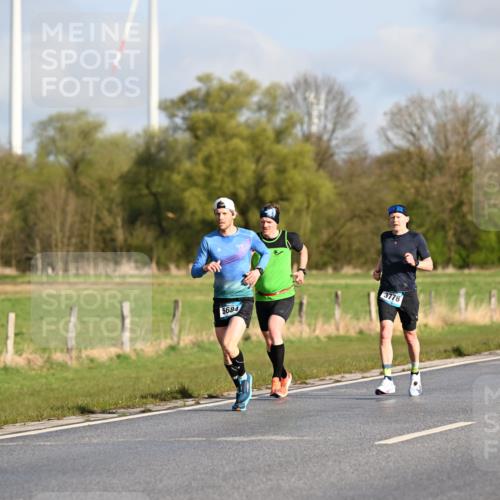 12.04.2026 - 45. Internationalen Wilhelmsburger Insellauf Dr. Thomas Lammeyer http://msf.ph/oto/9431377 12.04.2026 09:11:33 Laufen 5684, 3776, 2212, 3771 meine-sportfotos.de