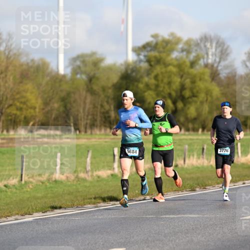 12.04.2026 - 45. Internationalen Wilhelmsburger Insellauf Dr. Thomas Lammeyer http://msf.ph/oto/9431381 12.04.2026 09:11:33 Laufen 5684, 3776, 2212 meine-sportfotos.de