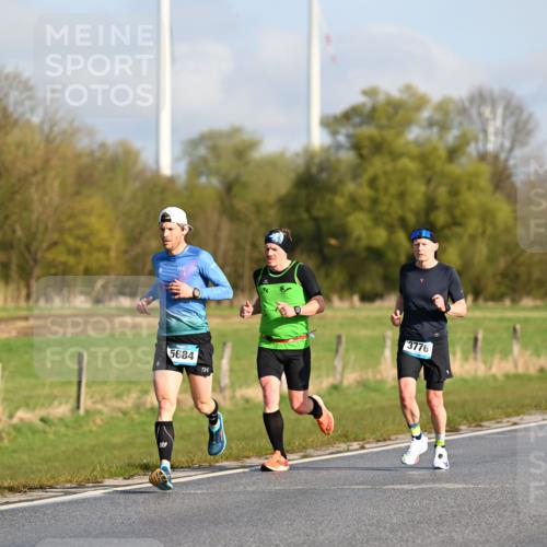 12.04.2026 - 45. Internationalen Wilhelmsburger Insellauf Dr. Thomas Lammeyer http://msf.ph/oto/9431387 12.04.2026 09:11:34 Laufen 5684, 3776, 2212 meine-sportfotos.de