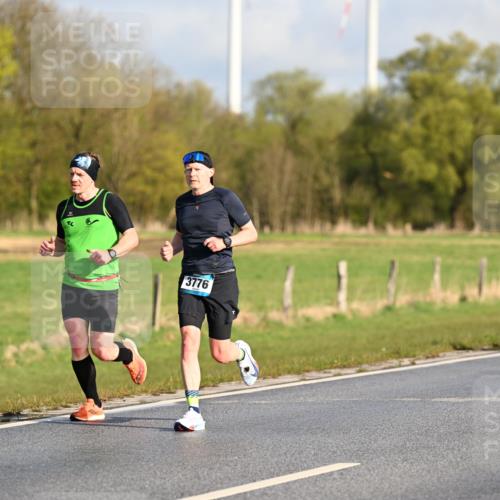 12.04.2026 - 45. Internationalen Wilhelmsburger Insellauf Dr. Thomas Lammeyer http://msf.ph/oto/9431394 12.04.2026 09:11:36 Laufen 5684, 3776, 2212 meine-sportfotos.de
