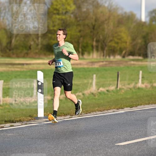 12.04.2026 - 45. Internationalen Wilhelmsburger Insellauf Dr. Thomas Lammeyer http://msf.ph/oto/9431420 12.04.2026 09:11:40 Laufen 2212, 3771 meine-sportfotos.de