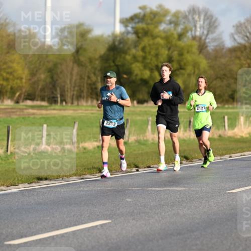 12.04.2026 - 45. Internationalen Wilhelmsburger Insellauf Dr. Thomas Lammeyer http://msf.ph/oto/9431437 12.04.2026 09:11:44 Laufen 2253, 2127, 2010 meine-sportfotos.de