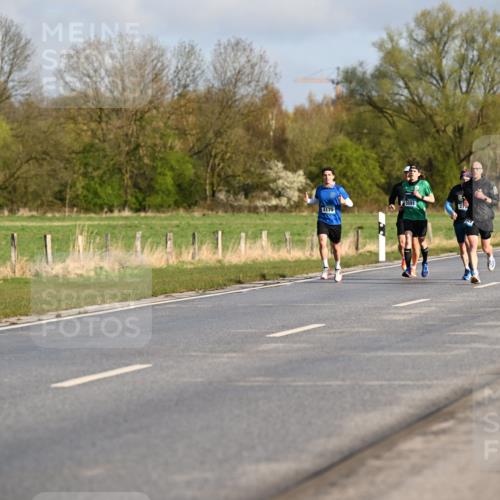 12.04.2026 - 45. Internationalen Wilhelmsburger Insellauf Dr. Thomas Lammeyer http://msf.ph/oto/9431469 12.04.2026 09:11:51 Laufen 4175, 5591 meine-sportfotos.de