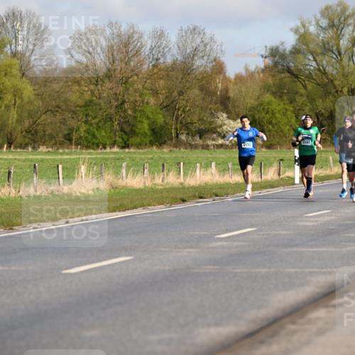 12.04.2026 - 45. Internationalen Wilhelmsburger Insellauf Dr. Thomas Lammeyer http://msf.ph/oto/9431472 12.04.2026 09:11:51 Laufen 5591, 5440, 4175 meine-sportfotos.de