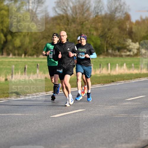 12.04.2026 - 45. Internationalen Wilhelmsburger Insellauf Dr. Thomas Lammeyer http://msf.ph/oto/9431500 12.04.2026 09:11:57 Laufen 4175, 55, 22, 2793, 5440 meine-sportfotos.de
