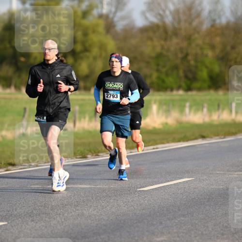 12.04.2026 - 45. Internationalen Wilhelmsburger Insellauf Dr. Thomas Lammeyer http://msf.ph/oto/9431508 12.04.2026 09:11:58 Laufen 1049, 22, 2793 meine-sportfotos.de