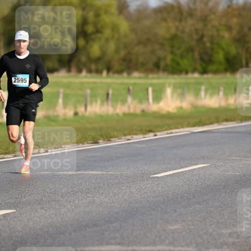 12.04.2026 - 45. Internationalen Wilhelmsburger Insellauf Dr. Thomas Lammeyer http://msf.ph/oto/9431517 12.04.2026 09:12:00 Laufen 22, 2793, 2595 meine-sportfotos.de
