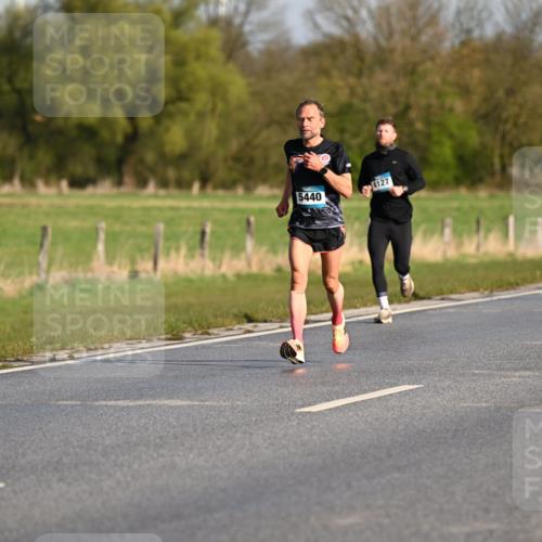 12.04.2026 - 45. Internationalen Wilhelmsburger Insellauf Dr. Thomas Lammeyer http://msf.ph/oto/9431527 12.04.2026 09:12:03 Laufen 5440, 4127 meine-sportfotos.de