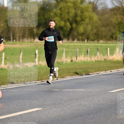 12.04.2026 - 45. Internationalen Wilhelmsburger Insellauf Dr. Thomas Lammeyer http://msf.ph/oto/9431543 12.04.2026 09:12:06 Laufen 5440, 4127 meine-sportfotos.de