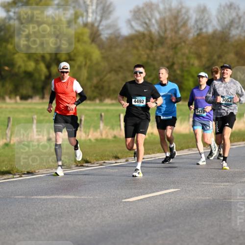 12.04.2026 - 45. Internationalen Wilhelmsburger Insellauf Dr. Thomas Lammeyer http://msf.ph/oto/9431575 12.04.2026 09:12:14 Laufen 3053, 4492, 3473 meine-sportfotos.de