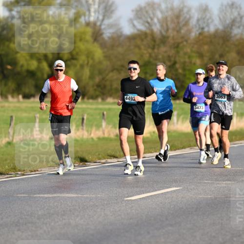 12.04.2026 - 45. Internationalen Wilhelmsburger Insellauf Dr. Thomas Lammeyer http://msf.ph/oto/9431576 12.04.2026 09:12:14 Laufen 4492, 3473, 3053 meine-sportfotos.de