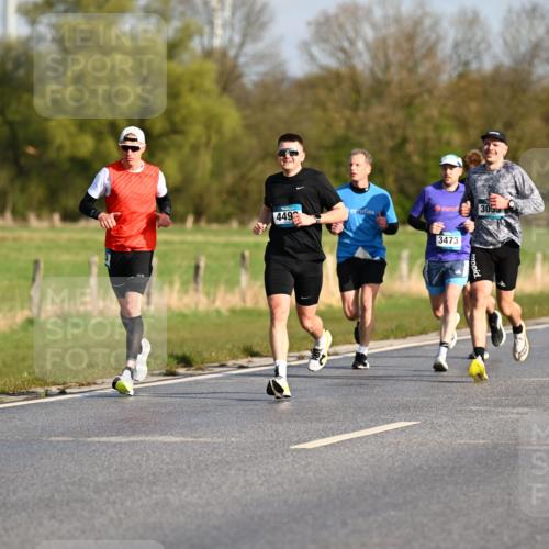 12.04.2026 - 45. Internationalen Wilhelmsburger Insellauf Dr. Thomas Lammeyer http://msf.ph/oto/9431577 12.04.2026 09:12:14 Laufen 449, 3055, 3473 meine-sportfotos.de
