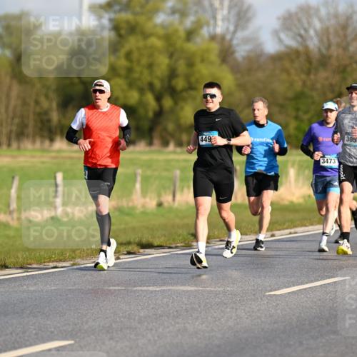 12.04.2026 - 45. Internationalen Wilhelmsburger Insellauf Dr. Thomas Lammeyer http://msf.ph/oto/9431582 12.04.2026 09:12:15 Laufen 3053, 449, 3473 meine-sportfotos.de