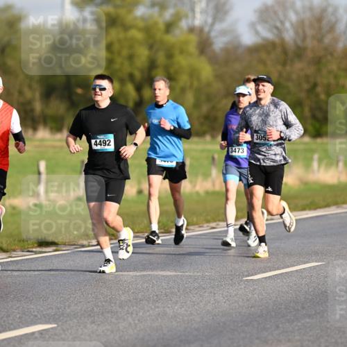 12.04.2026 - 45. Internationalen Wilhelmsburger Insellauf Dr. Thomas Lammeyer http://msf.ph/oto/9431587 12.04.2026 09:12:15 Laufen 3, 4492, 3473, 3053 meine-sportfotos.de