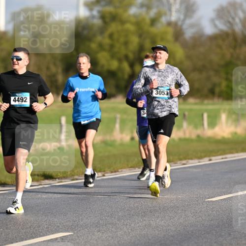 12.04.2026 - 45. Internationalen Wilhelmsburger Insellauf Dr. Thomas Lammeyer http://msf.ph/oto/9431593 12.04.2026 09:12:16 Laufen 4492, 3053 meine-sportfotos.de