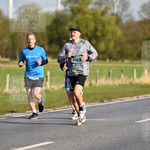 12.04.2026 - 45. Internationalen Wilhelmsburger Insellauf Dr. Thomas Lammeyer http://msf.ph/oto/9431596 12.04.2026 09:12:17 Laufen 4492, 3053 meine-sportfotos.de