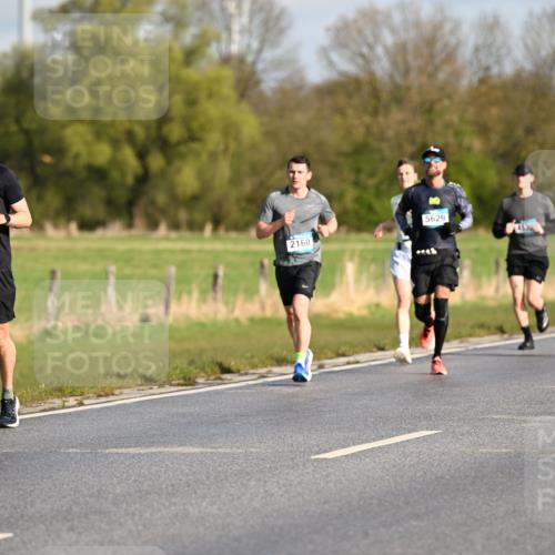 12.04.2026 - 45. Internationalen Wilhelmsburger Insellauf Dr. Thomas Lammeyer http://msf.ph/oto/9431625 12.04.2026 09:12:24 Laufen 3578, 2160, 5629, 4381 meine-sportfotos.de