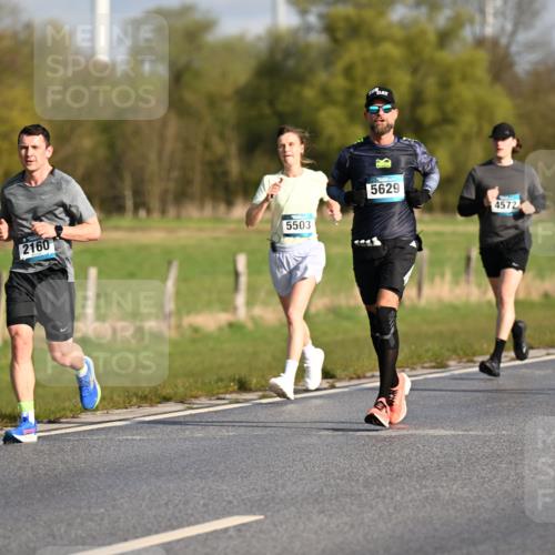 12.04.2026 - 45. Internationalen Wilhelmsburger Insellauf Dr. Thomas Lammeyer http://msf.ph/oto/9431644 12.04.2026 09:12:27 Laufen 5629, 4572, 5503, 2160, 4381 meine-sportfotos.de