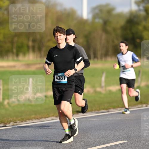 12.04.2026 - 45. Internationalen Wilhelmsburger Insellauf Dr. Thomas Lammeyer http://msf.ph/oto/9431664 12.04.2026 09:12:31 Laufen 4381 meine-sportfotos.de