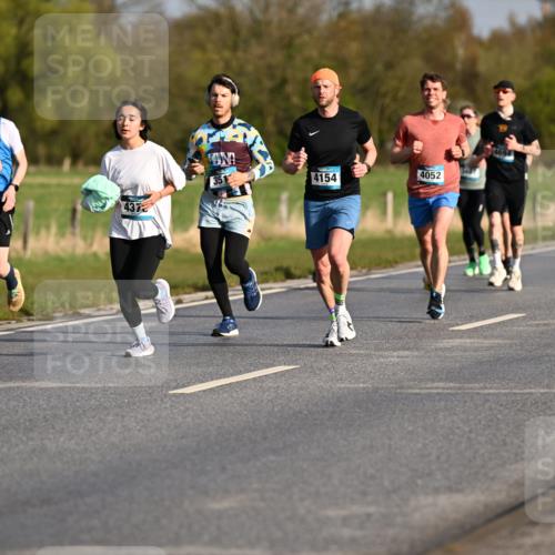 12.04.2026 - 45. Internationalen Wilhelmsburger Insellauf Dr. Thomas Lammeyer http://msf.ph/oto/9431714 12.04.2026 09:12:39 Laufen 5561, 437, 351, 4052, 4154 meine-sportfotos.de