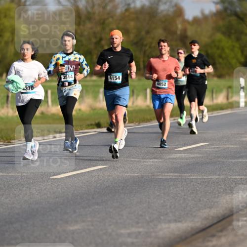 12.04.2026 - 45. Internationalen Wilhelmsburger Insellauf Dr. Thomas Lammeyer http://msf.ph/oto/9431715 12.04.2026 09:12:39 Laufen 3514, 5561, 370, 73, 4154, 4052 meine-sportfotos.de