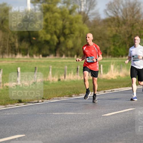 12.04.2026 - 45. Internationalen Wilhelmsburger Insellauf Dr. Thomas Lammeyer http://msf.ph/oto/9431766 12.04.2026 09:12:51 Laufen 4528, 3561, 3351 meine-sportfotos.de