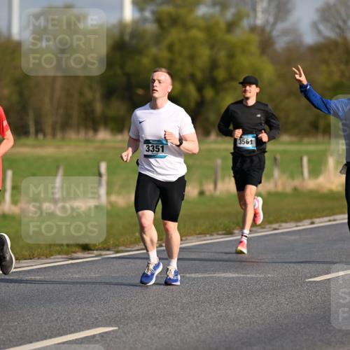 12.04.2026 - 45. Internationalen Wilhelmsburger Insellauf Dr. Thomas Lammeyer http://msf.ph/oto/9431782 12.04.2026 09:12:53 Laufen 4528, 3351, 3561 meine-sportfotos.de