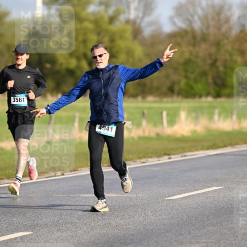 12.04.2026 - 45. Internationalen Wilhelmsburger Insellauf Dr. Thomas Lammeyer http://msf.ph/oto/9431790 12.04.2026 09:12:55 Laufen 3561, 4941 meine-sportfotos.de