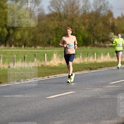12.04.2026 - 45. Internationalen Wilhelmsburger Insellauf Dr. Thomas Lammeyer http://msf.ph/oto/9431799 12.04.2026 09:12:57 Laufen 4831, 5645 meine-sportfotos.de