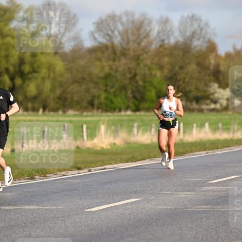 12.04.2026 - 45. Internationalen Wilhelmsburger Insellauf Dr. Thomas Lammeyer http://msf.ph/oto/9431833 12.04.2026 09:13:03 Laufen 4460, 3619, 64 meine-sportfotos.de