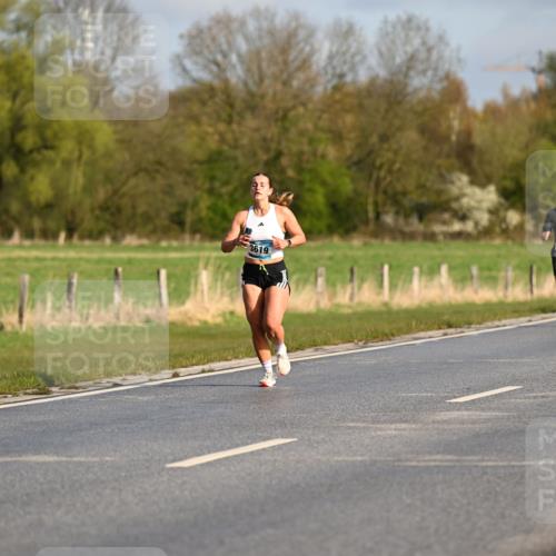 12.04.2026 - 45. Internationalen Wilhelmsburger Insellauf Dr. Thomas Lammeyer http://msf.ph/oto/9431834 12.04.2026 09:13:04 Laufen 3619 meine-sportfotos.de