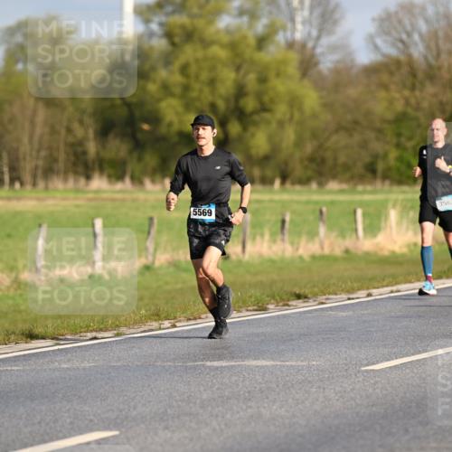 12.04.2026 - 45. Internationalen Wilhelmsburger Insellauf Dr. Thomas Lammeyer http://msf.ph/oto/9431862 12.04.2026 09:13:12 Laufen 5569, 3562 meine-sportfotos.de
