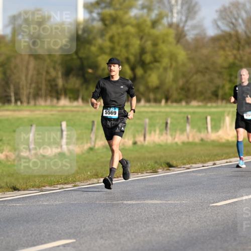 12.04.2026 - 45. Internationalen Wilhelmsburger Insellauf Dr. Thomas Lammeyer http://msf.ph/oto/9431863 12.04.2026 09:13:12 Laufen 5569, 3562 meine-sportfotos.de