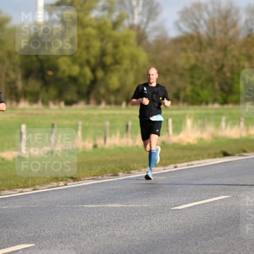 12.04.2026 - 45. Internationalen Wilhelmsburger Insellauf Dr. Thomas Lammeyer http://msf.ph/oto/9431871 12.04.2026 09:13:13 Laufen 5569 meine-sportfotos.de