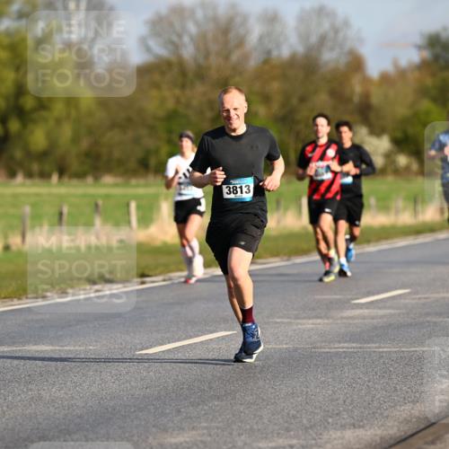 12.04.2026 - 45. Internationalen Wilhelmsburger Insellauf Dr. Thomas Lammeyer http://msf.ph/oto/9431879 12.04.2026 09:13:15 Laufen 2, 3813 meine-sportfotos.de