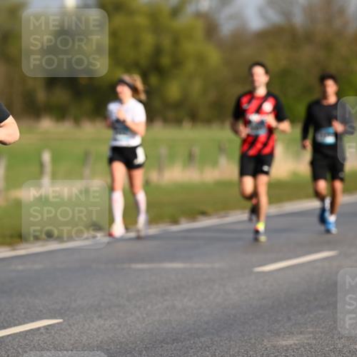 12.04.2026 - 45. Internationalen Wilhelmsburger Insellauf Dr. Thomas Lammeyer http://msf.ph/oto/9431894 12.04.2026 09:13:17 Laufen 3813 meine-sportfotos.de