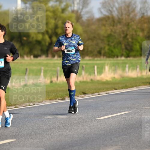 12.04.2026 - 45. Internationalen Wilhelmsburger Insellauf Dr. Thomas Lammeyer http://msf.ph/oto/9431915 12.04.2026 09:13:20 Laufen 2377, 3047, 4075 meine-sportfotos.de
