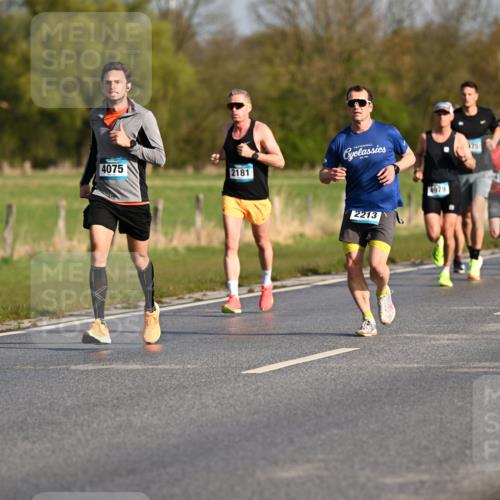 12.04.2026 - 45. Internationalen Wilhelmsburger Insellauf Dr. Thomas Lammeyer http://msf.ph/oto/9431930 12.04.2026 09:13:23 Laufen 4075, 2181, 2213, 4979 meine-sportfotos.de