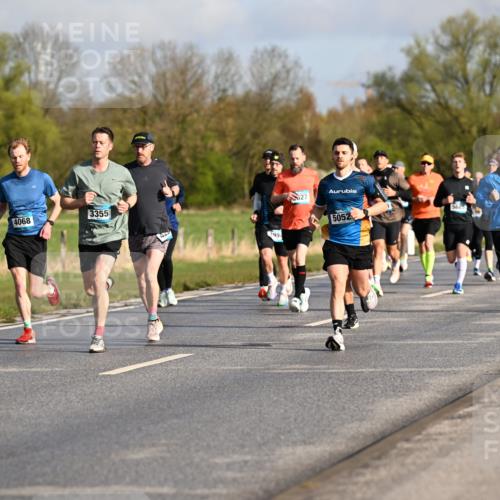 12.04.2026 - 45. Internationalen Wilhelmsburger Insellauf Dr. Thomas Lammeyer http://msf.ph/oto/9431954 12.04.2026 09:13:28 Laufen 5, 3355, 4144, 4068, 994, 5685, 627, 5052 meine-sportfotos.de