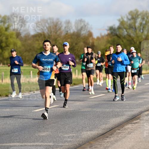 12.04.2026 - 45. Internationalen Wilhelmsburger Insellauf Dr. Thomas Lammeyer http://msf.ph/oto/9431963 12.04.2026 09:13:30 Laufen 3355, 2979, 5052, 2994, 6600 meine-sportfotos.de