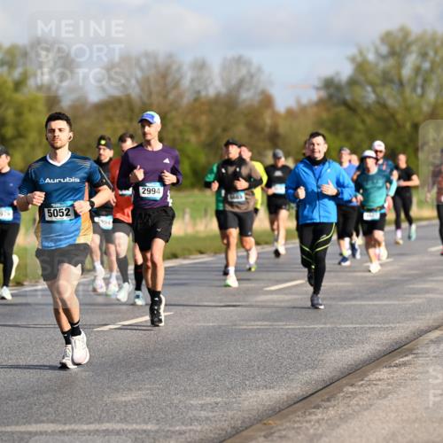 12.04.2026 - 45. Internationalen Wilhelmsburger Insellauf Dr. Thomas Lammeyer http://msf.ph/oto/9431965 12.04.2026 09:13:30 Laufen 2979, 5052, 994, 774, 2994 meine-sportfotos.de