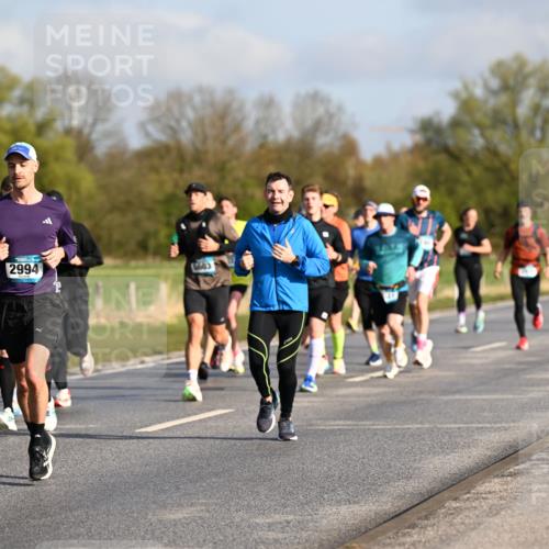 12.04.2026 - 45. Internationalen Wilhelmsburger Insellauf Dr. Thomas Lammeyer http://msf.ph/oto/9431972 12.04.2026 09:13:32 Laufen 2994 meine-sportfotos.de