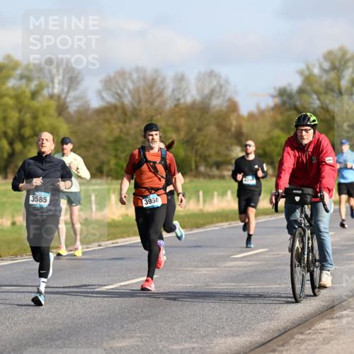 12.04.2026 - 45. Internationalen Wilhelmsburger Insellauf Dr. Thomas Lammeyer http://msf.ph/oto/9432004 12.04.2026 09:13:37 Laufen 3585, 3958 meine-sportfotos.de