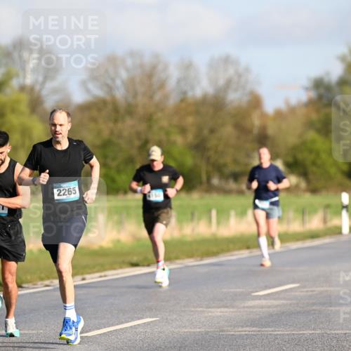12.04.2026 - 45. Internationalen Wilhelmsburger Insellauf Dr. Thomas Lammeyer http://msf.ph/oto/9432085 12.04.2026 09:13:51 Laufen 2265 meine-sportfotos.de