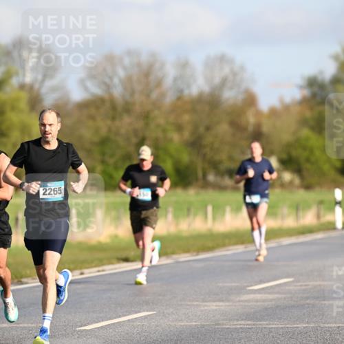 12.04.2026 - 45. Internationalen Wilhelmsburger Insellauf Dr. Thomas Lammeyer http://msf.ph/oto/9432086 12.04.2026 09:13:51 Laufen 2265 meine-sportfotos.de