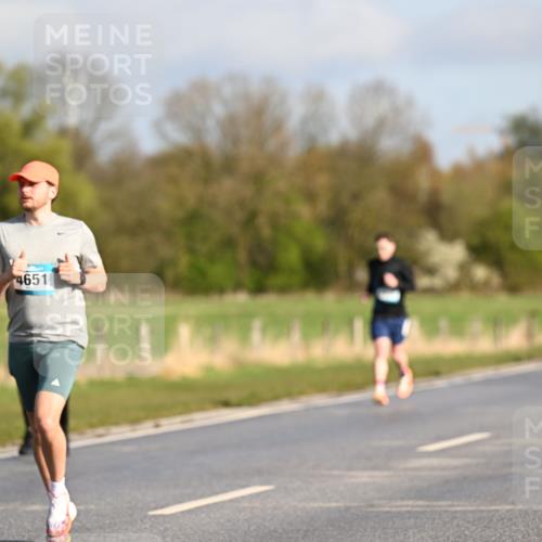 12.04.2026 - 45. Internationalen Wilhelmsburger Insellauf Dr. Thomas Lammeyer http://msf.ph/oto/9432147 12.04.2026 09:14:02 Laufen 4651 meine-sportfotos.de