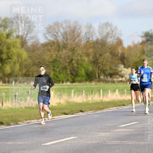 12.04.2026 - 45. Internationalen Wilhelmsburger Insellauf Dr. Thomas Lammeyer http://msf.ph/oto/9432157 12.04.2026 09:14:05 Laufen 4995, 3133, 2317 meine-sportfotos.de