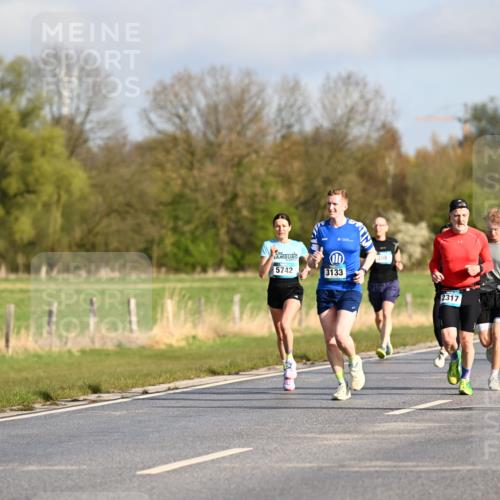 12.04.2026 - 45. Internationalen Wilhelmsburger Insellauf Dr. Thomas Lammeyer http://msf.ph/oto/9432171 12.04.2026 09:14:07 Laufen 4995, 5742, 3133, 3081, 2317, 3634, 4766 meine-sportfotos.de